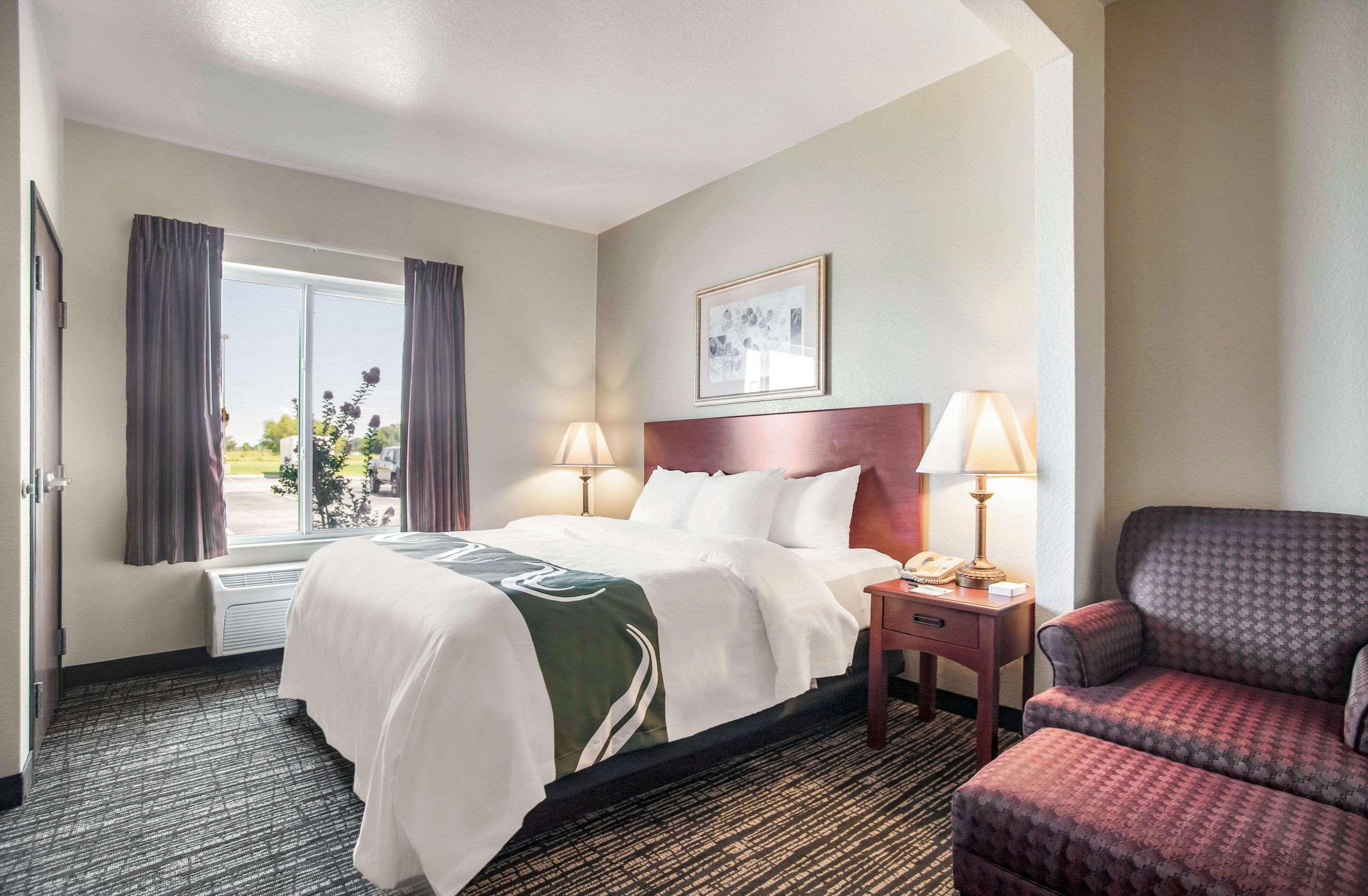 Quality Inn Parsons North Extérieur photo