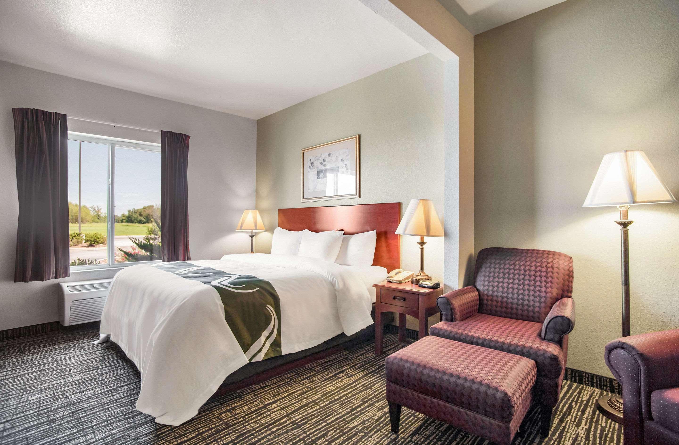 Quality Inn Parsons North Extérieur photo