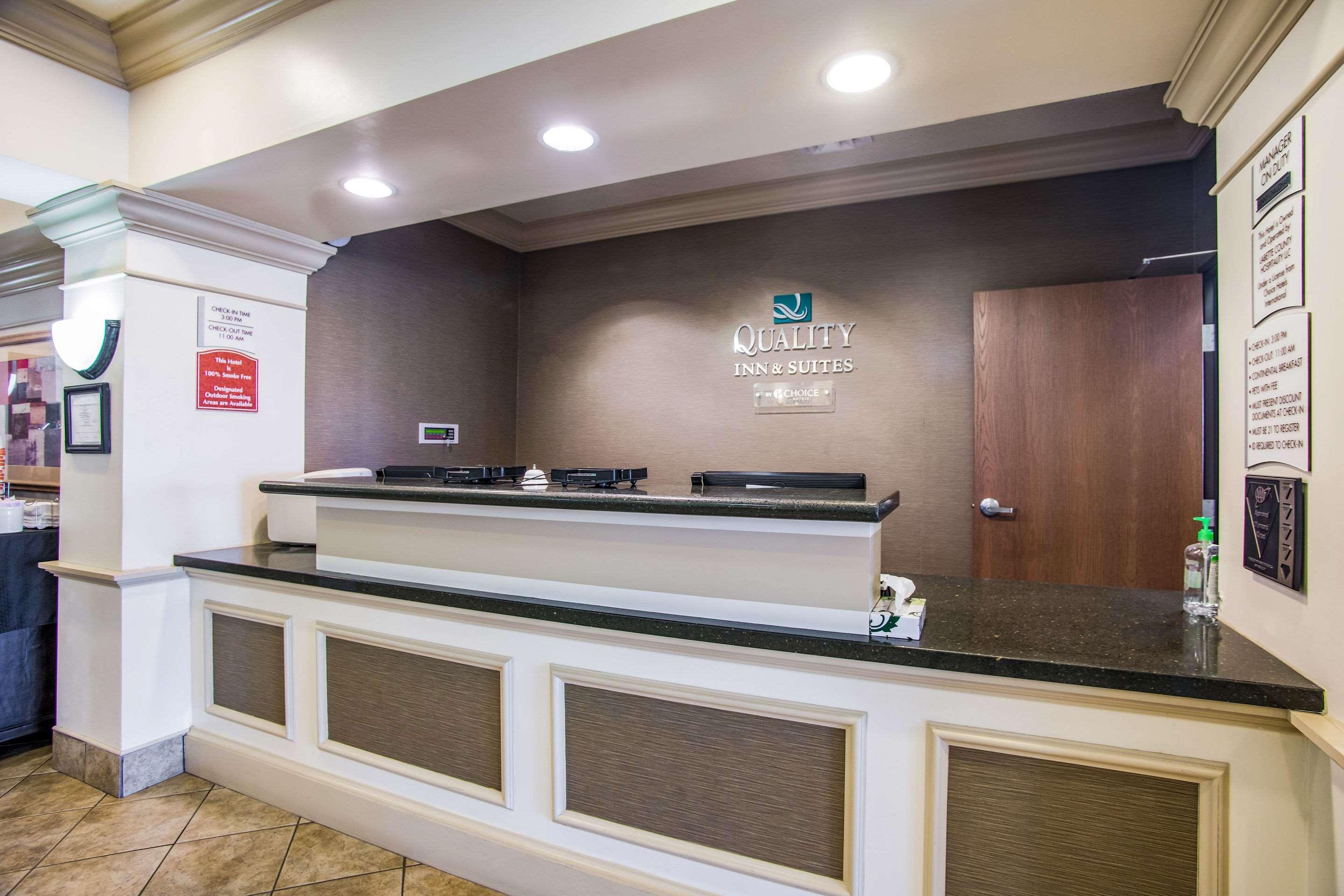 Quality Inn Parsons North Extérieur photo
