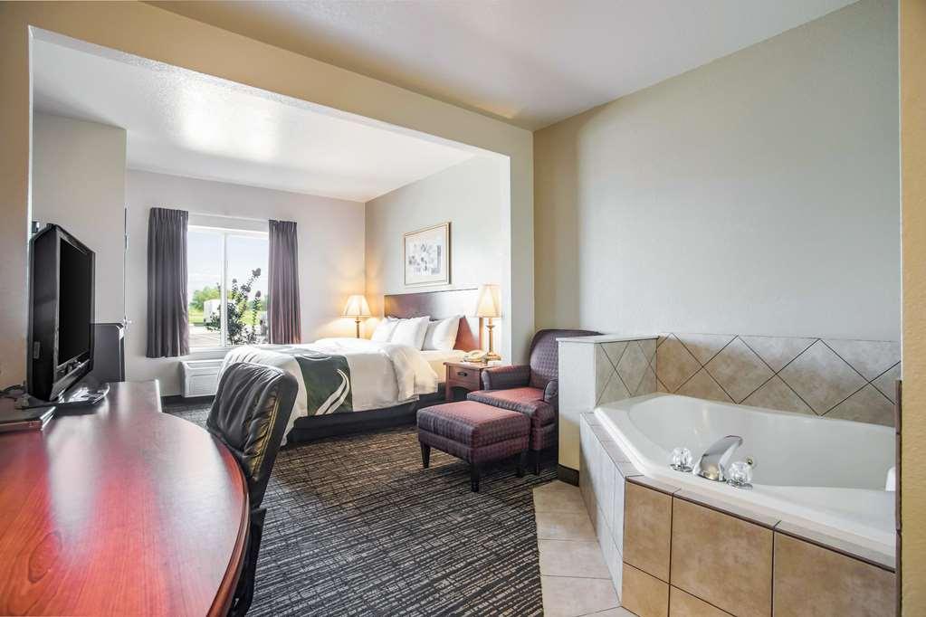 Quality Inn Parsons North Chambre photo